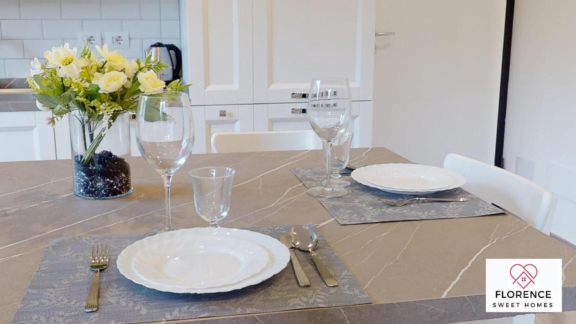 Sonia Apartment With Free Parking By Florence Sweet Homes ภายนอก รูปภาพ